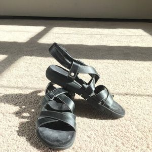 Aerosoles black sandals size 7 1/2